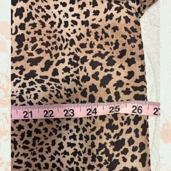 Women's Leopard Print Button Down Blouse 2X - Picture 9 of 11